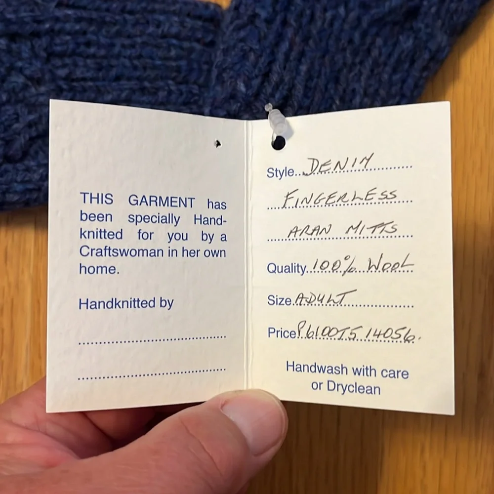 Clan collection handknits fingerless Aran mitts NWT denim blue outlander